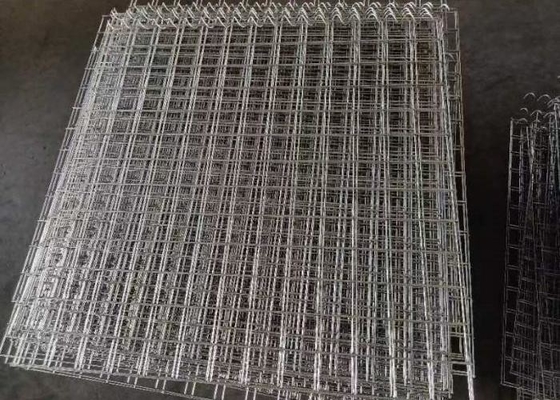 ระยะทางสไพร่ 4.5 มิลลิเมตร ป้องกันทรายทหาร 5.0 มิลลิเมตร สาย Mesh 300 กรัม / M2 Geotextile ผ้าน้ําหนัก