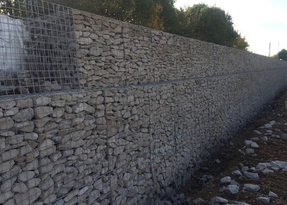 Gabions รอยตาข่ายป้องกันสนิมสังกะสีสำหรับการป้องกันความลาดชัน