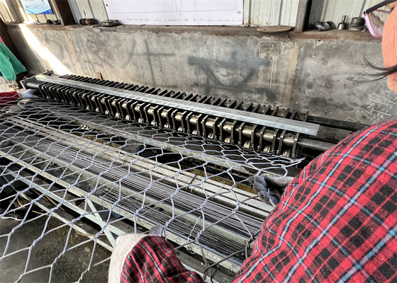 4 มิลลิเมตร Hexagonal กระปุก Gabion Mesh สําหรับการควบคุมการละลาย