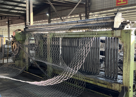 ความกว้าง 1m-2m กล่องก๊าบิออนเหล็ก 80x100mm ขนาด Mesh