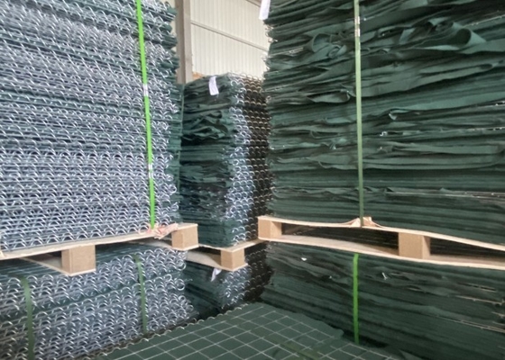 5.0 มิลลิเมตร แผ่นสาย Mesh ป้องกันทางทหาร ด้วยน้ําหนักผ้า Geotextile 300g / m2