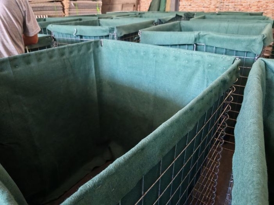 ขนาดหลุม 75x75mm แผนไฟฟ้า ป้องกันทหารสําหรับภาระหนัก โพลีโพรพีเลนไม่เนื้อ