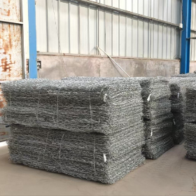 ตาข่ายเกเบี้ยนหกเหลี่ยมเคลือบ PVC สำหรับควบคุมการกัดเซาะ 10x12 ซม.