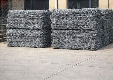 สะอาดต่อสิ่งแวดล้อม สายเหล็กกระดาษ Gabion กระเป๋า PVC ผิวเคลือบ วิธีการก่อสร้างง่าย การควบคุมน้ําท่วม Gaibon กระเป๋า