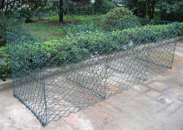 เหล็กกล้าไร้สนิมเคลือบ PVC Gabion ตะกร้าลวดตาข่ายหกเหลี่ยมคู่บิด