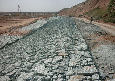 Twisted Wire  Gabion Mattress Erosion Control รูปทรงหกเหลี่ยม / สี่เหลี่ยมรู