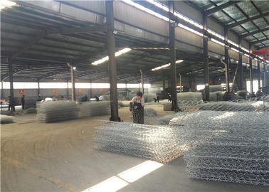 กล่อง Gabion ลวดตาข่ายหกเหลี่ยมแบบจุ่มร้อนสำหรับป้องกันการพังทลายของดิน
